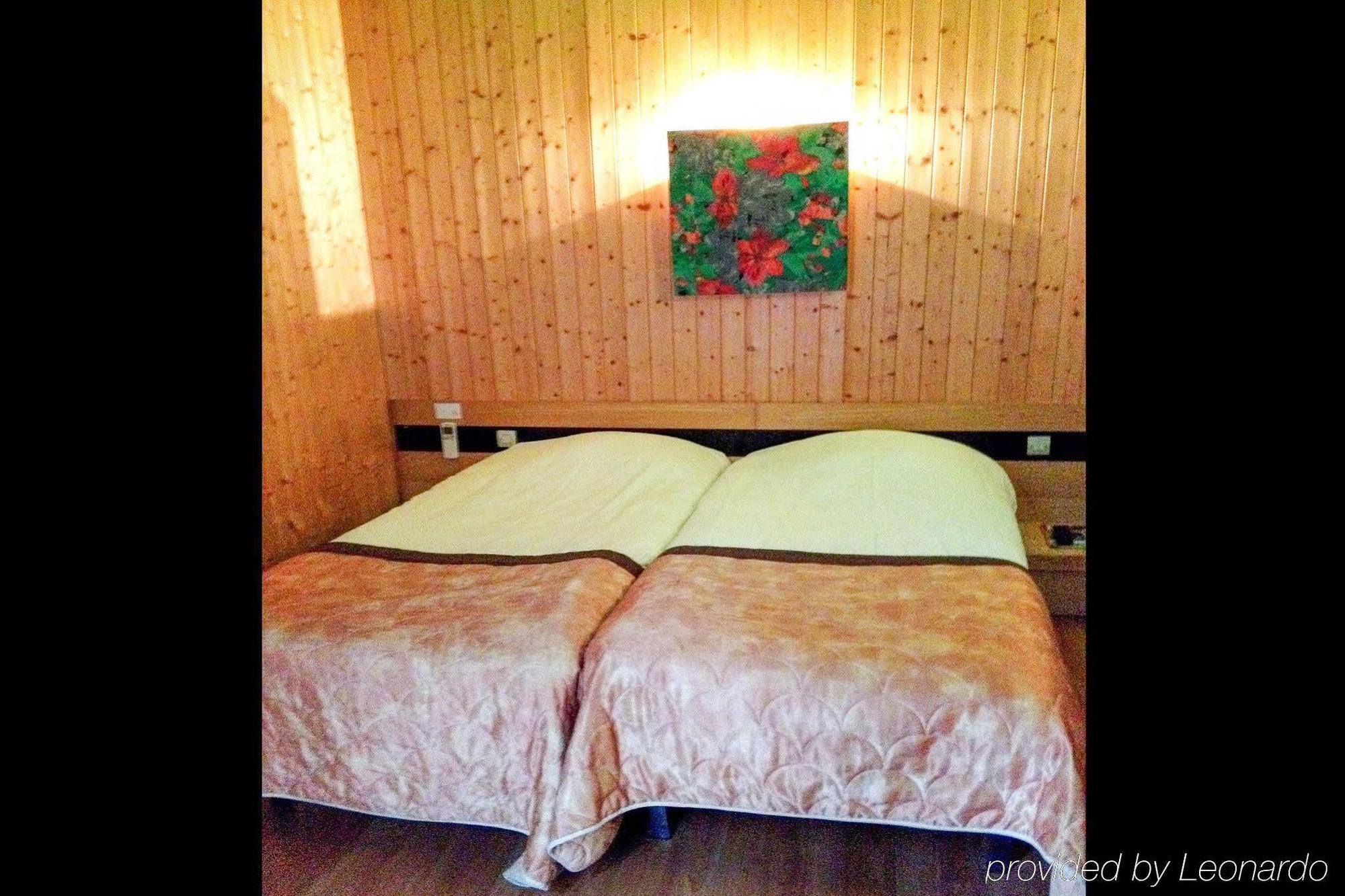 Kyriad - Geneve Hotel