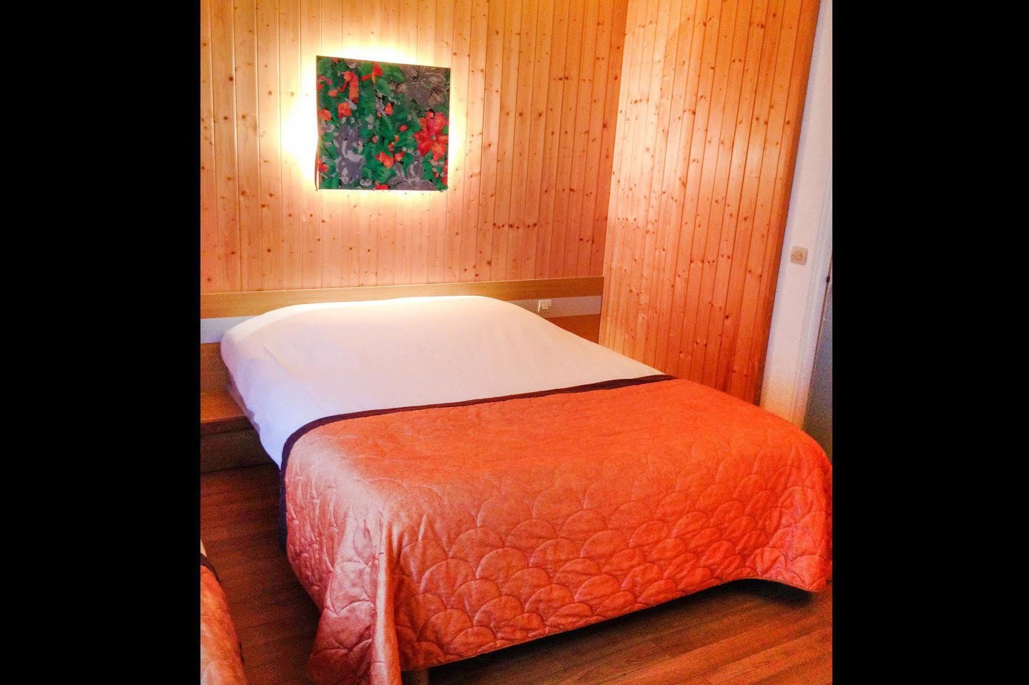 Kyriad - Geneve Hotel